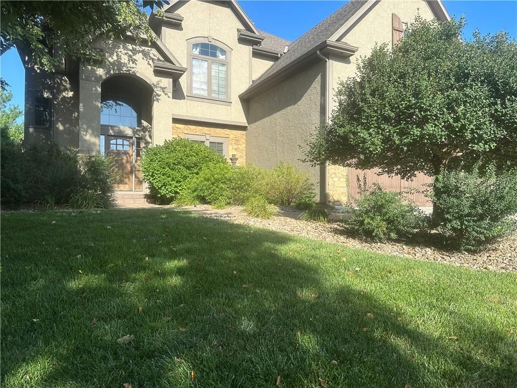 9415 N Kensington Avenue — photo 1