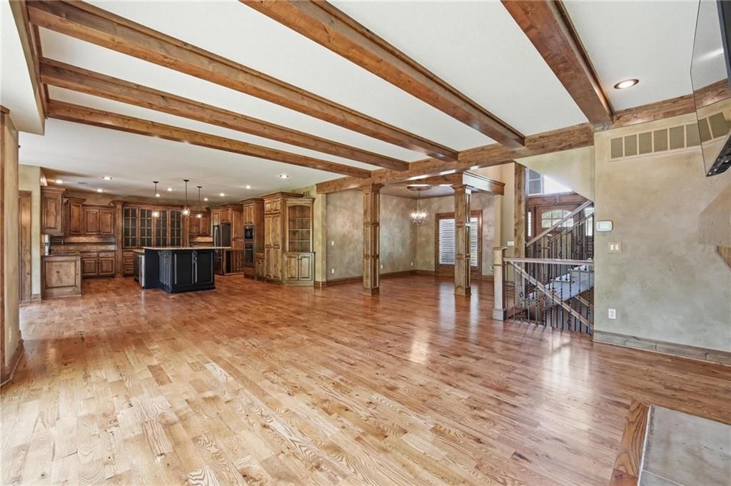 9415 N Kensington Avenue — photo 14