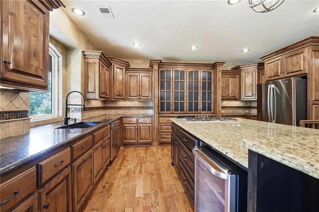 9415 N Kensington Avenue — photo 20