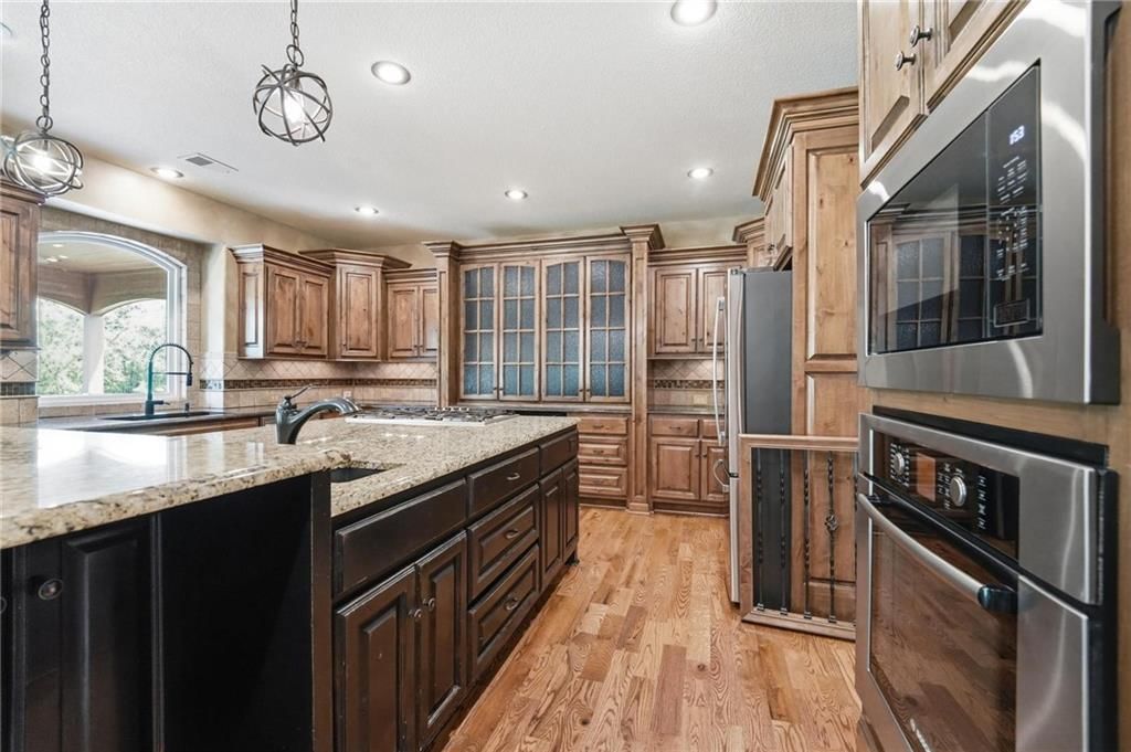 9415 N Kensington Avenue — photo 25
