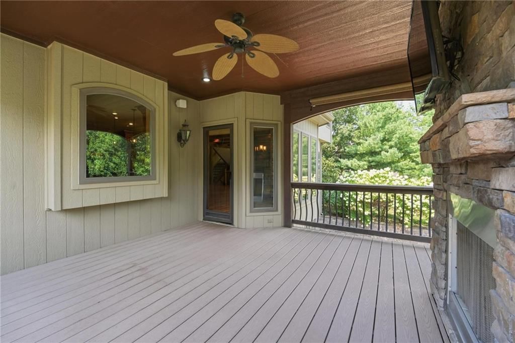 9415 N Kensington Avenue — photo 35