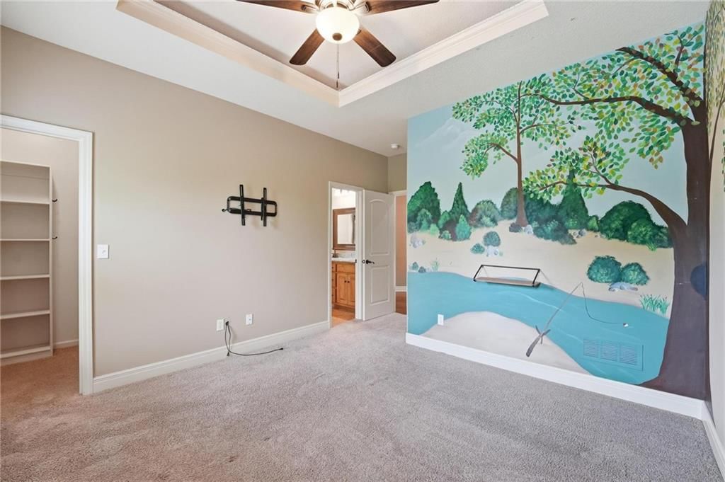 9415 N Kensington Avenue — photo 40