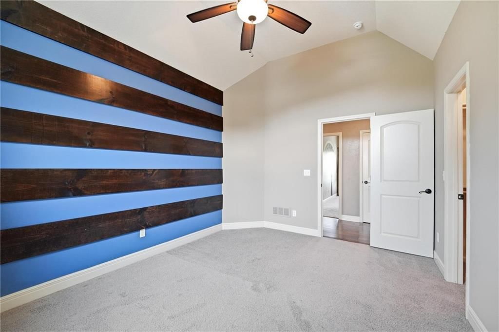 9415 N Kensington Avenue — photo 47