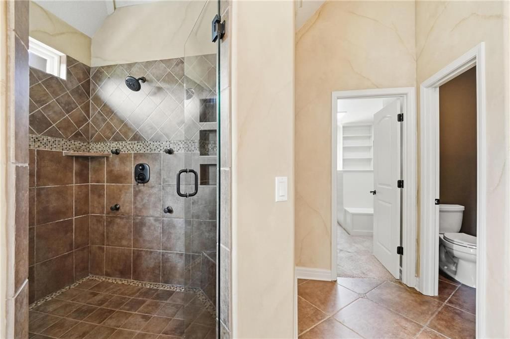 9415 N Kensington Avenue — photo 55