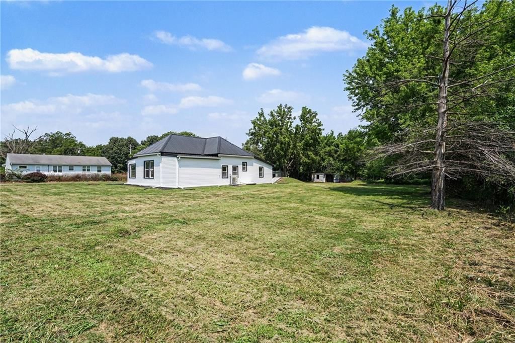 7560 Hoover Road — photo 20