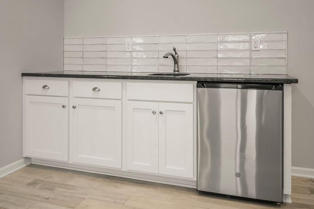 1609 Shadow Drive — photo 33