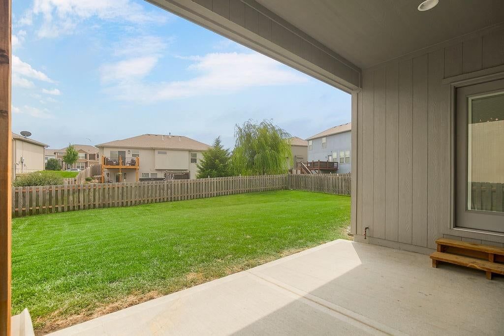 1609 Shadow Drive — photo 40