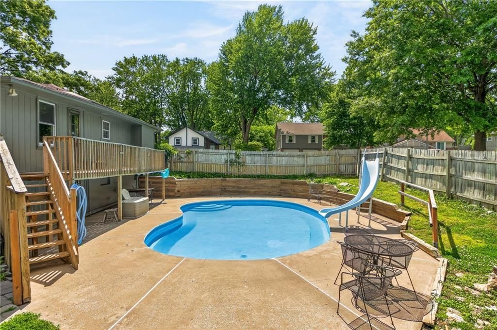 1524 Oxford Court — photo 6