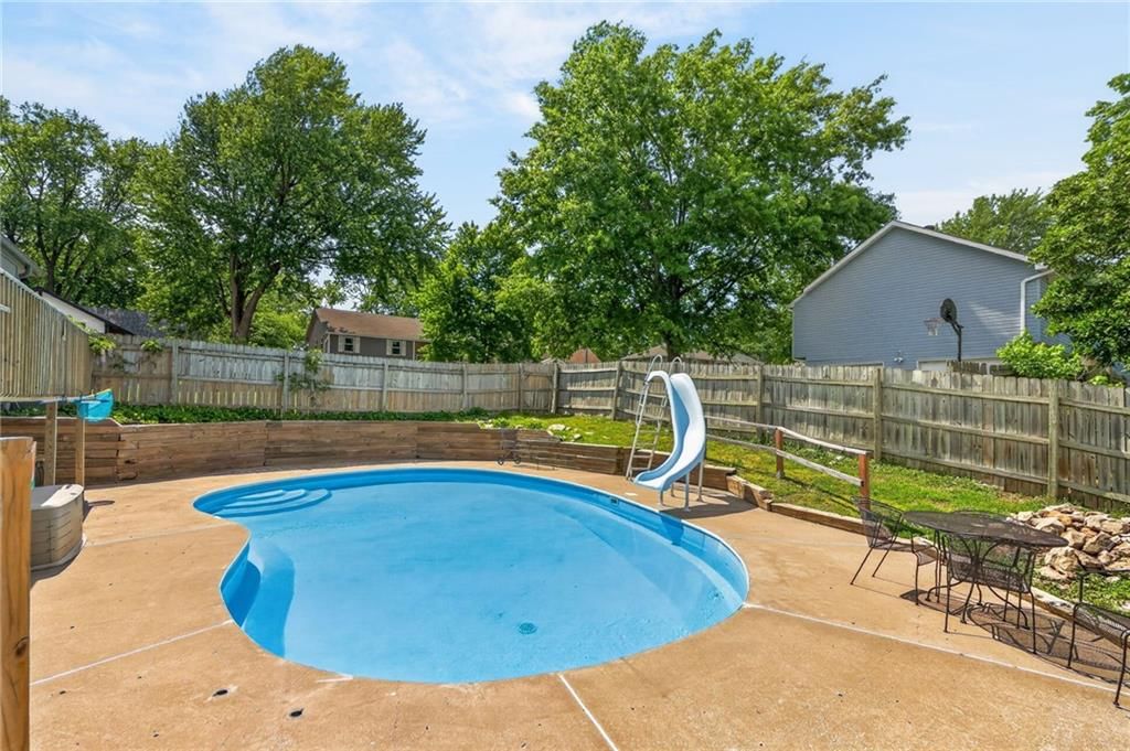 1524 Oxford Court — photo 7