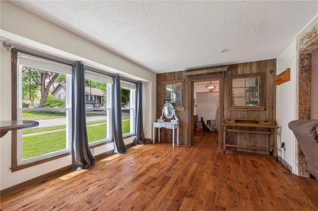 1524 Oxford Court — photo 12