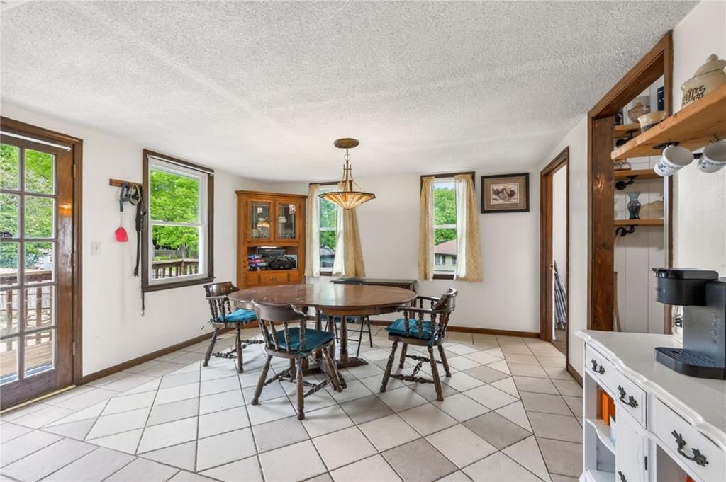 1524 Oxford Court — photo 20
