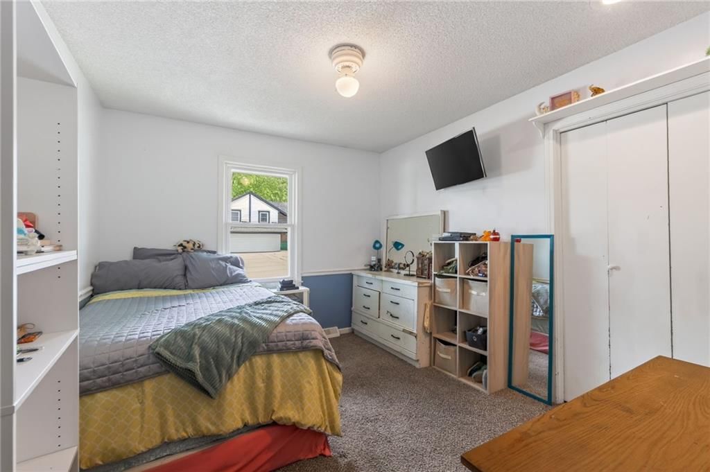 1524 Oxford Court — photo 31