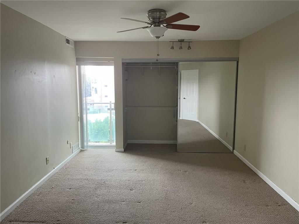 3838 Rainbow Boulevard — photo 9