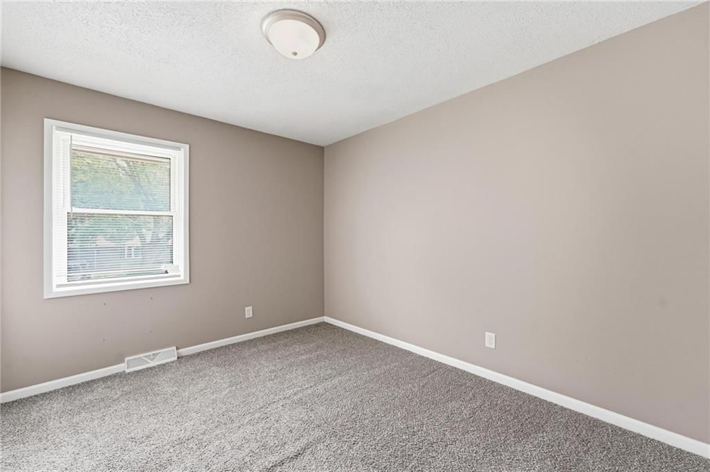 5336 N Richmond Avenue — photo 13