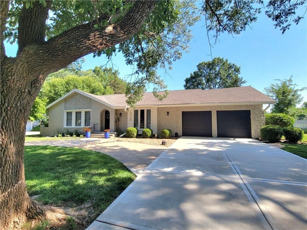 12730 Overbrook Road — photo 1