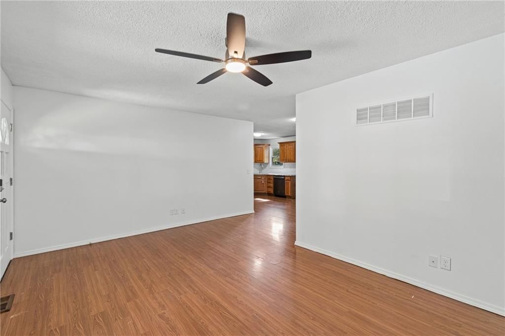 8033 NE San Rafael Drive — photo 6
