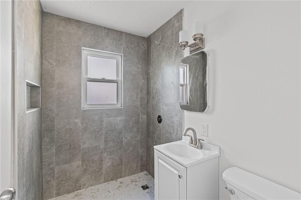 8033 NE San Rafael Drive — photo 14
