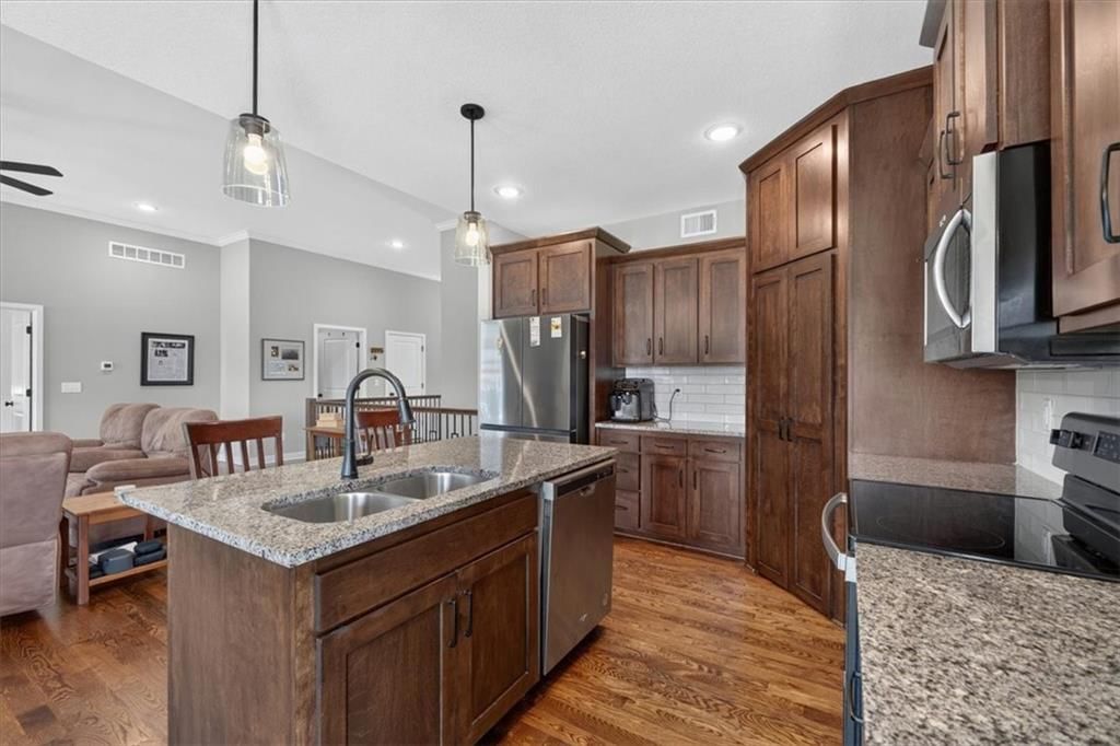 2339 NE Skopelos Court — photo 19
