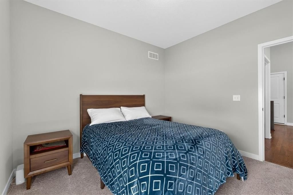 2339 NE Skopelos Court — photo 39