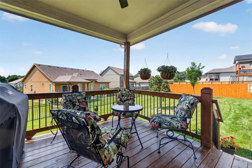 2339 NE Skopelos Court — photo 65