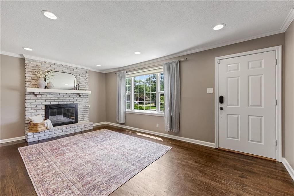 5204 W 50th Terrace — photo 1