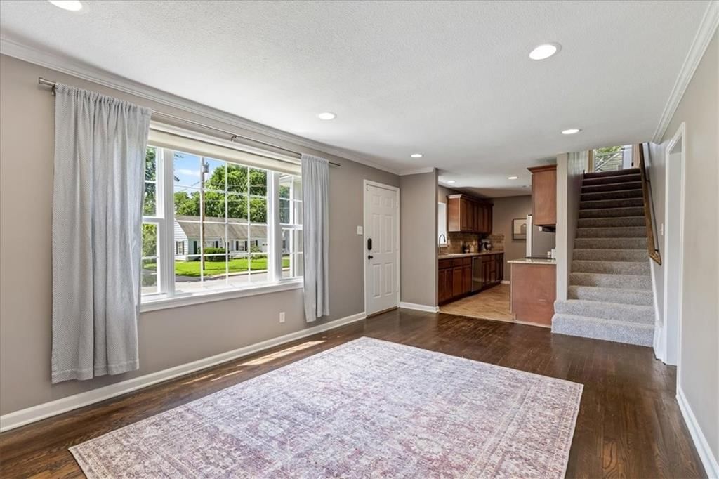 5204 W 50th Terrace — photo 4
