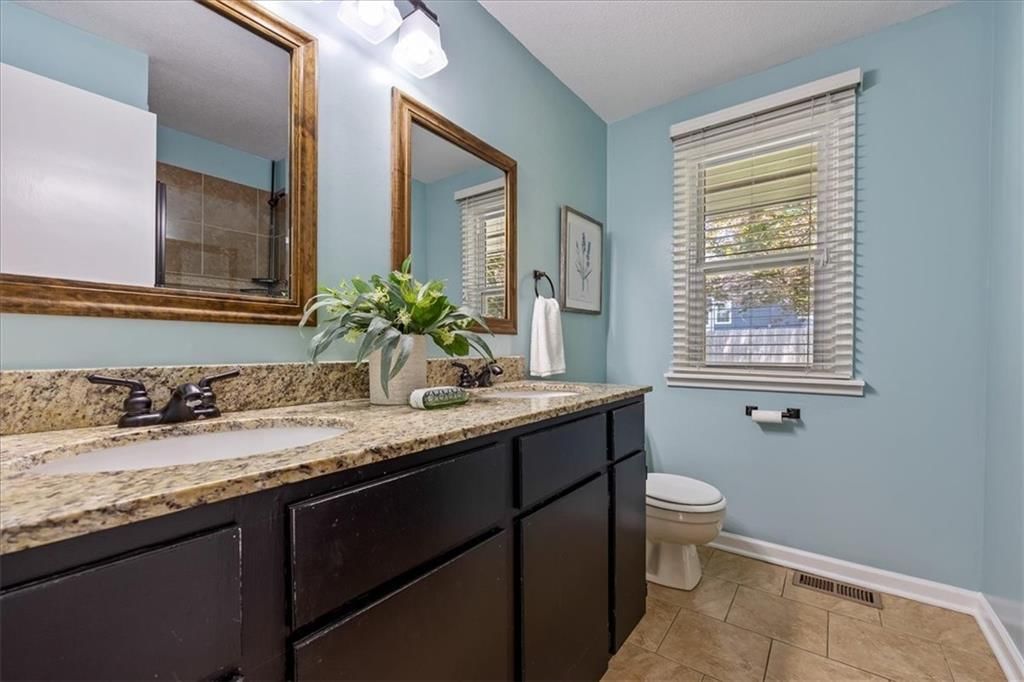 5204 W 50th Terrace — photo 9