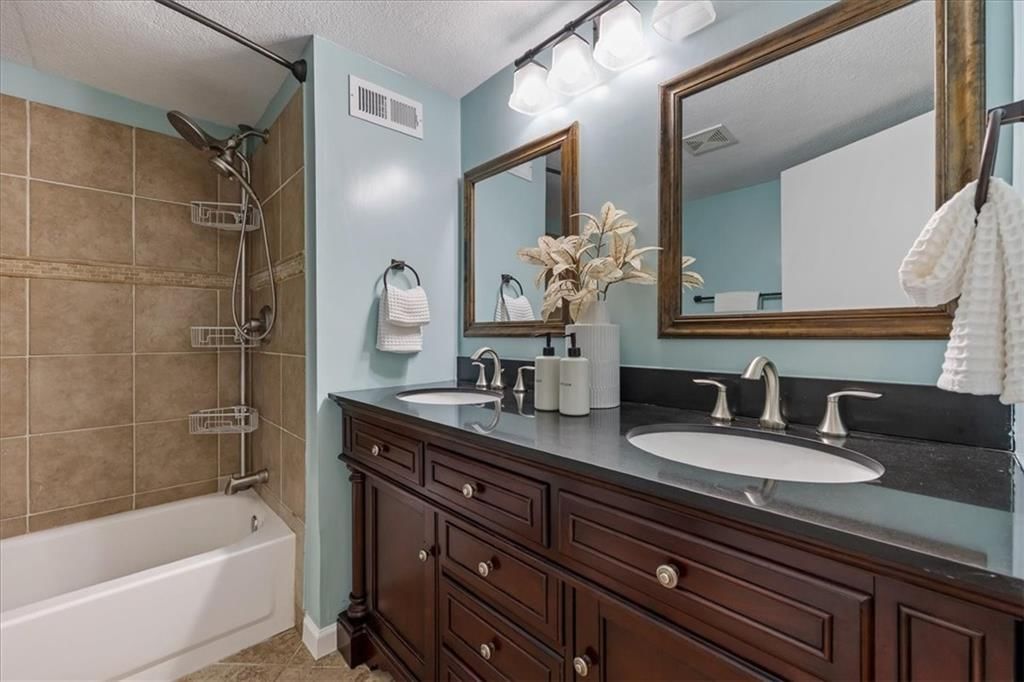 5204 W 50th Terrace — photo 20