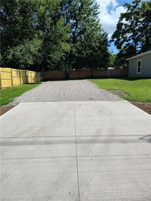 307 N Camden Street — photo 19