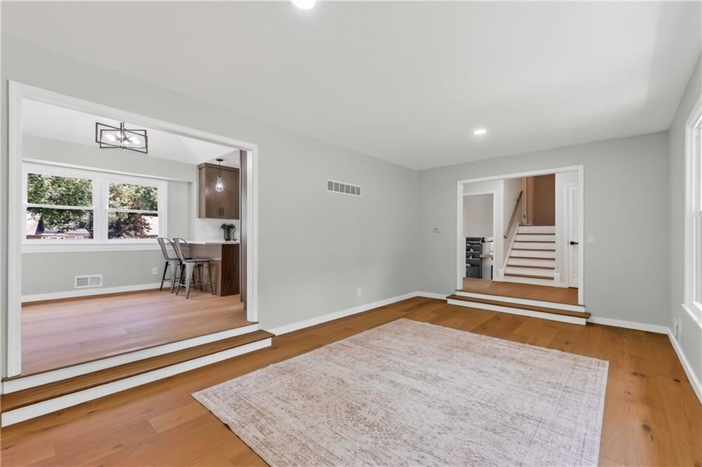 10505 Belinder Road — photo 11