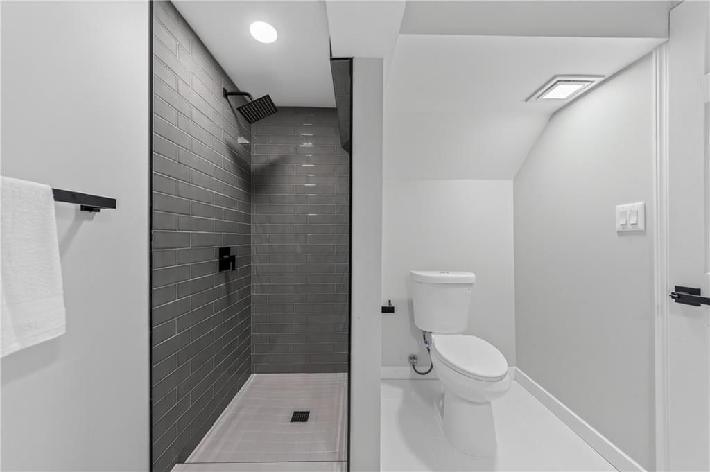 10505 Belinder Road — photo 40
