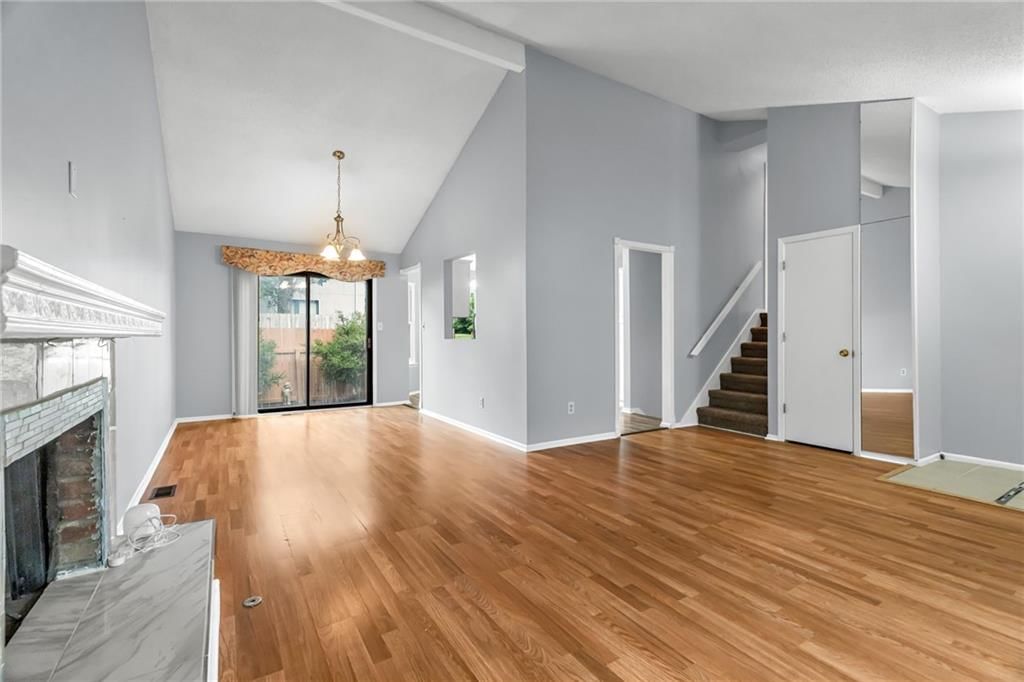 12736 W 108th Street — photo 5