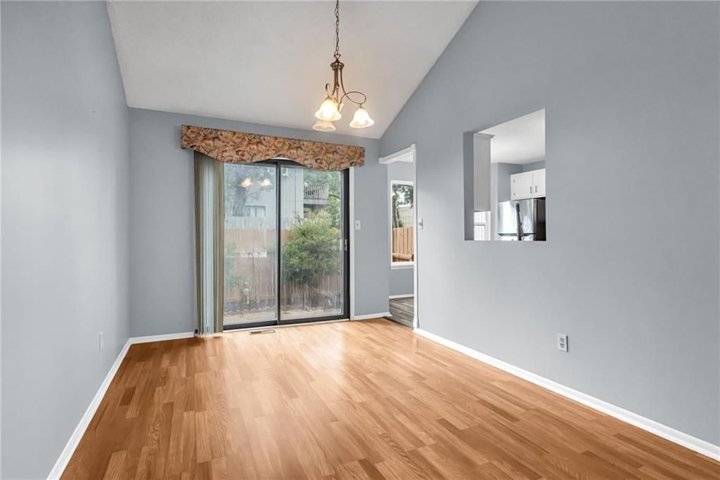 12736 W 108th Street — photo 8