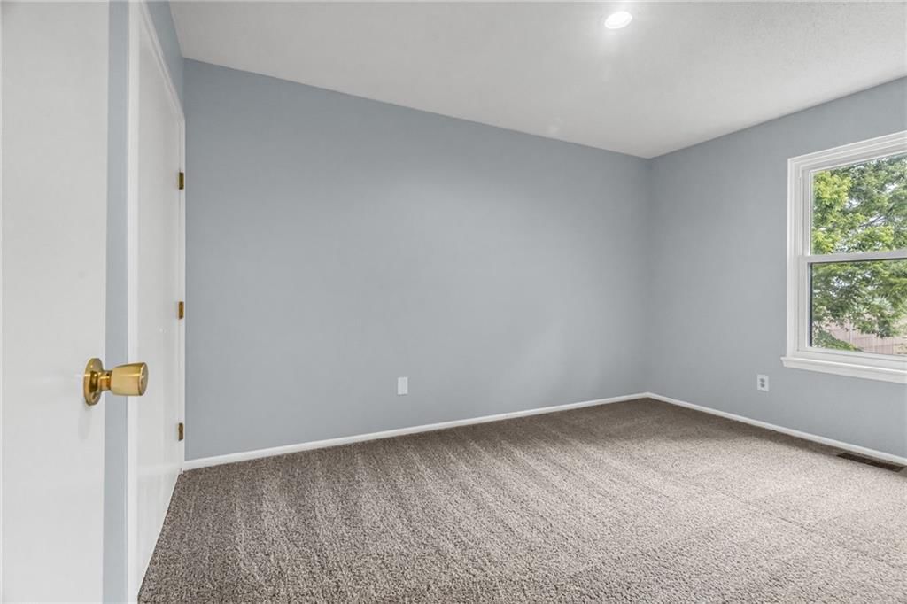 12736 W 108th Street — photo 26