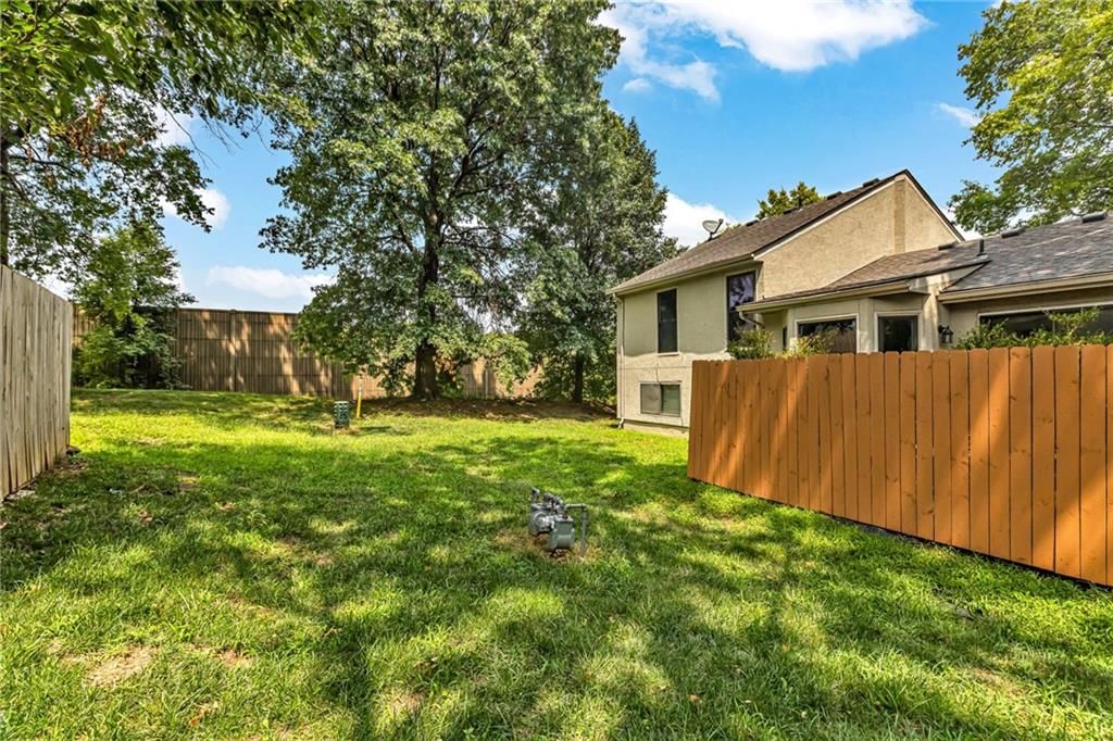 12736 W 108th Street — photo 39