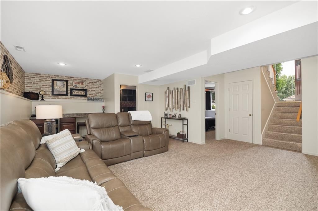 5602 Long View Drive — photo 33