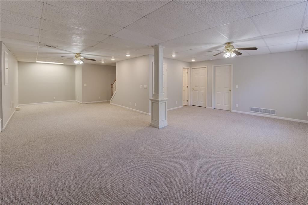 1721 Collins Drive — photo 12