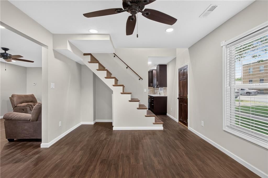 300 W Pine Street — photo 13