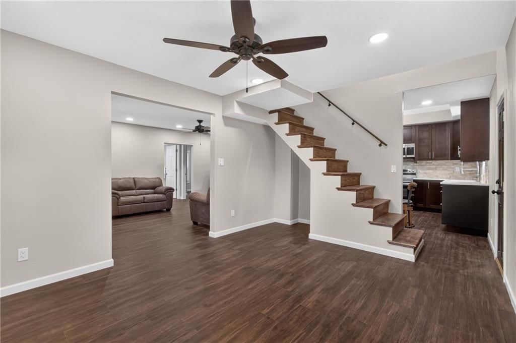 300 W Pine Street — photo 14