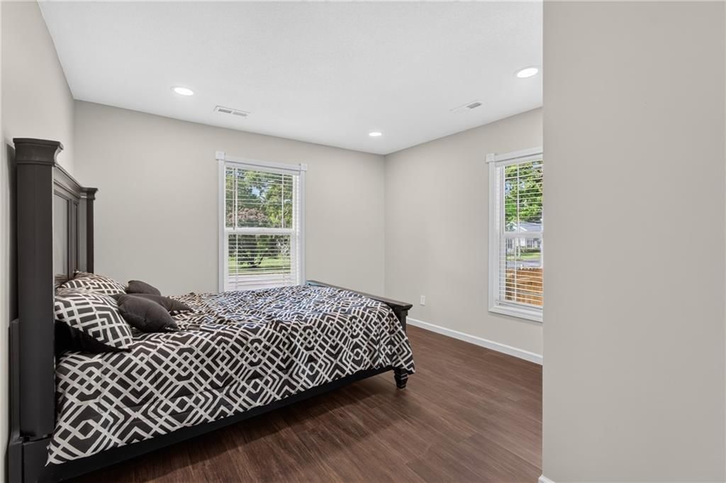 300 W Pine Street — photo 25