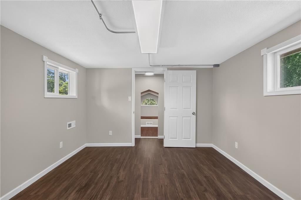 300 W Pine Street — photo 33