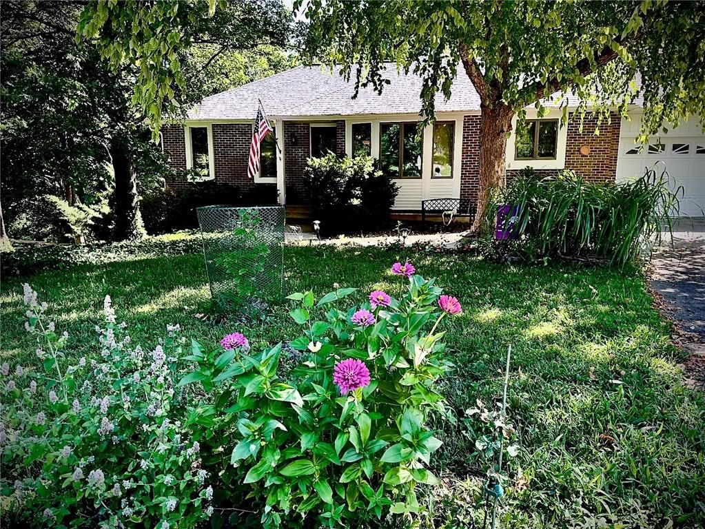 6003 Greenwood Street — photo 2