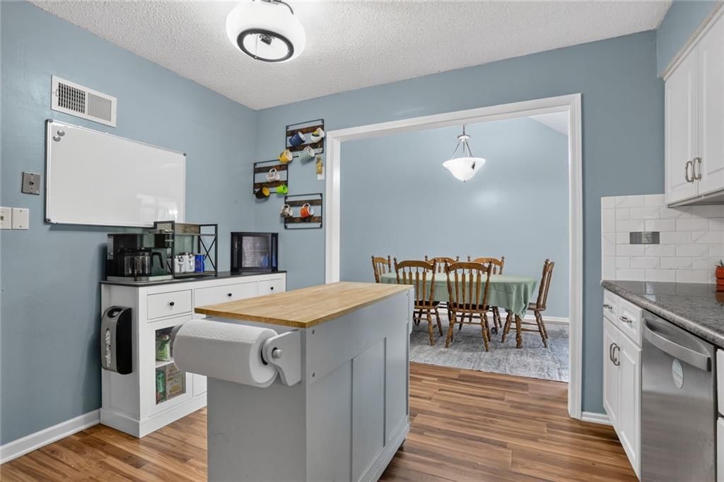 11603 W 77th Street — photo 7