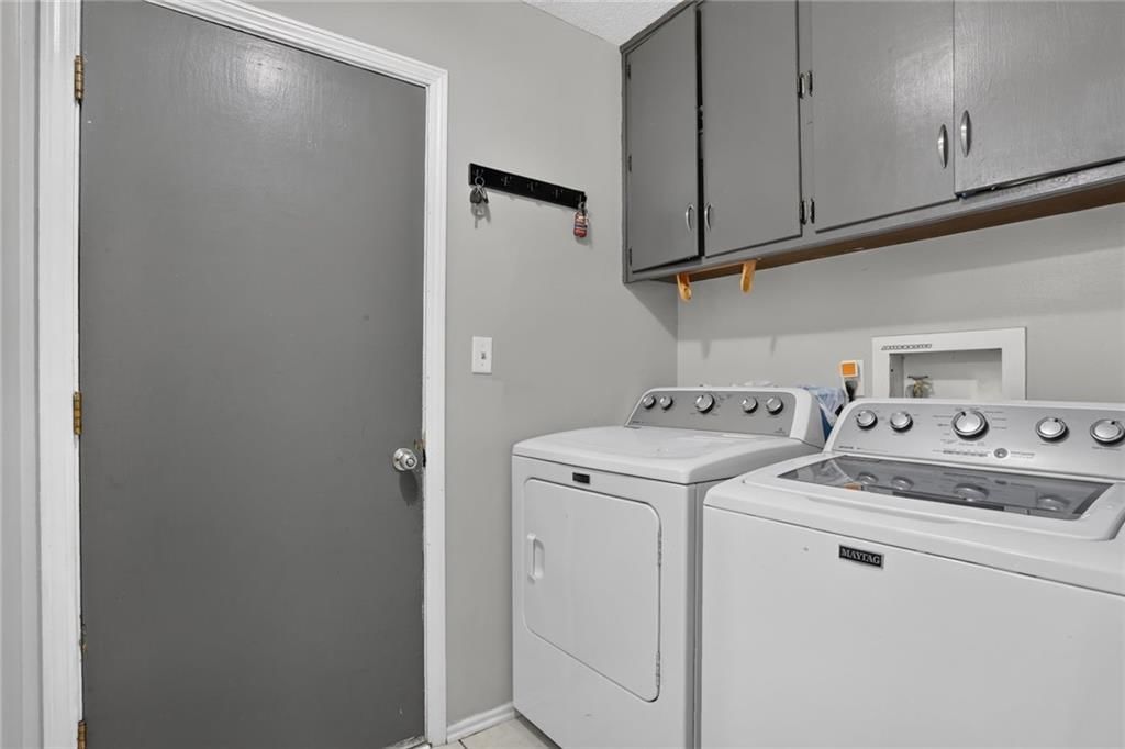 11603 W 77th Street — photo 8
