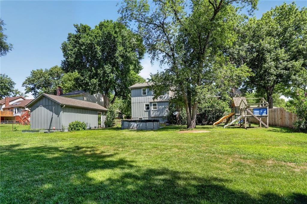 11603 W 77th Street — photo 24