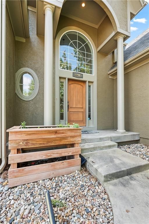 22907 W 48TH Street — photo 2