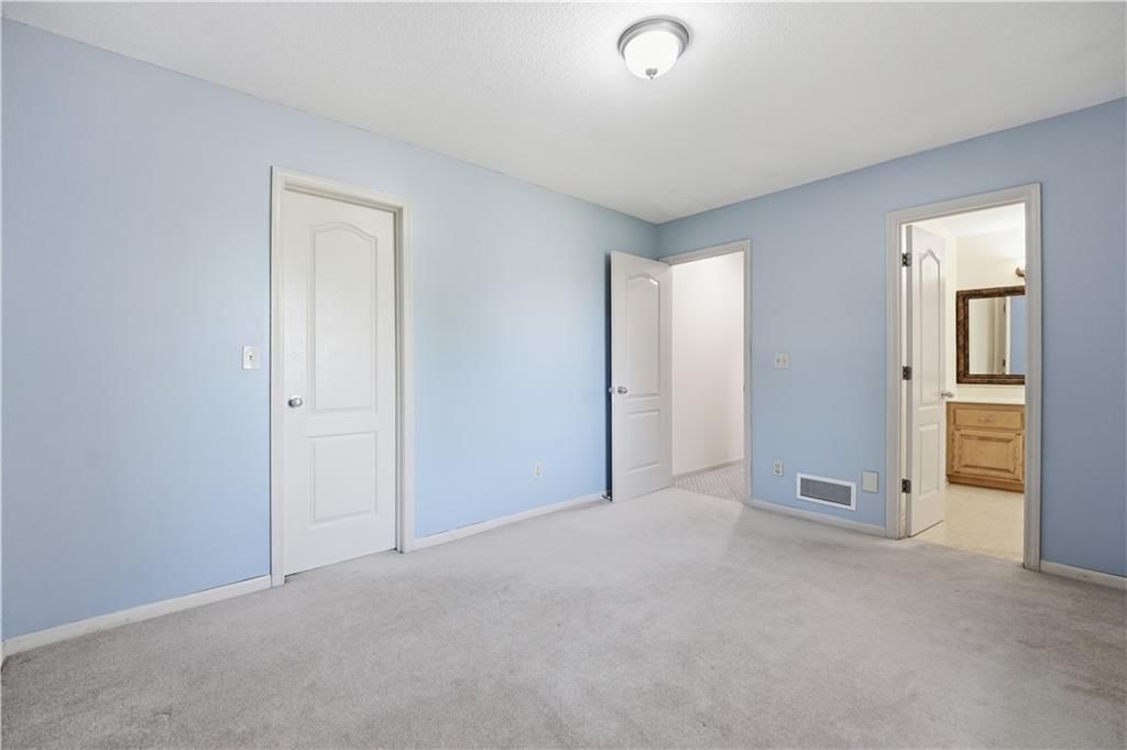 4318 NE 63rd Street — photo 43