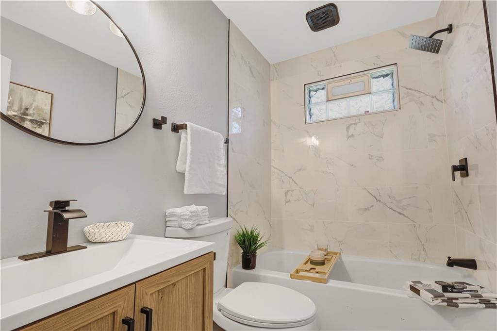 6409 N Woodland Avenue — photo 17