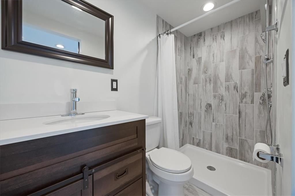2939 WAYNE Avenue — photo 14