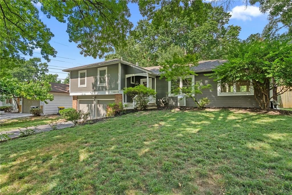 10810 Oak Street — photo 2